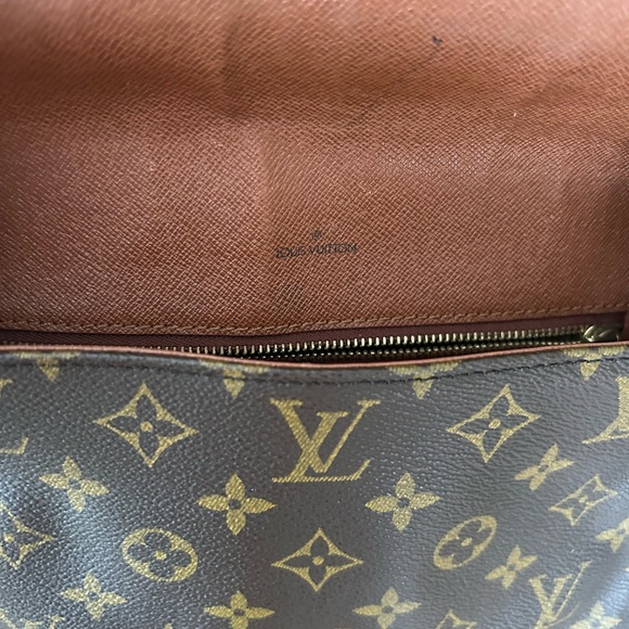 Louis Vuitton Saint Cloud GM Monogram Crossbody Bag - Picture 7 of 12